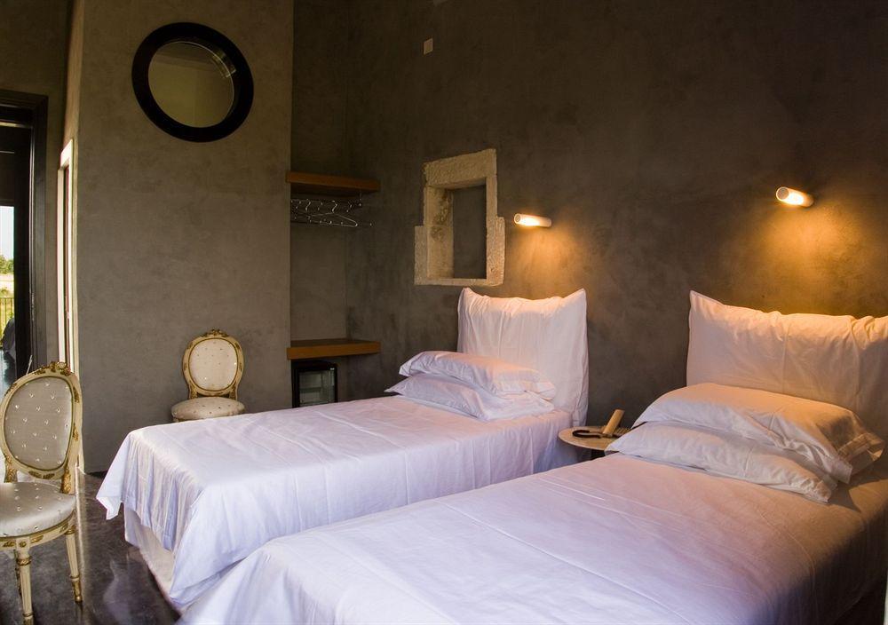 Caol Ishka Hotel Сиракузы Экстерьер фото
